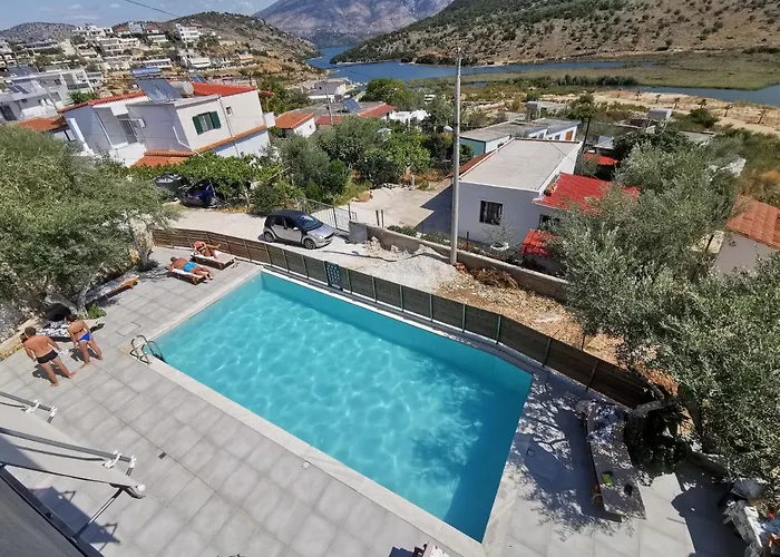 Ksamil Apartments